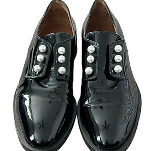 Givenchy Womens Loafers Size 39.5 Black Faux Pearl Patent Leather Made in Italy